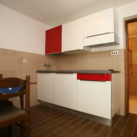 Neda Ii - South Daire